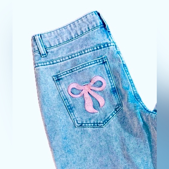 EMBROIDERED PINK BOW JEANS - Picture 1 of 6